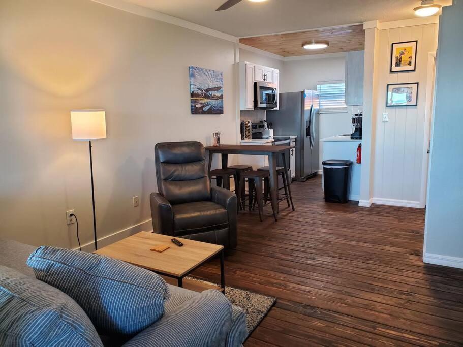 Camp St. Cabanas Unit 2 On Lake Dora 타바레스 외부 사진
